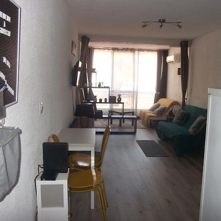 Studio sur le port, climatisation, wifi, piscine, lave-linge Gruissan Esterno foto