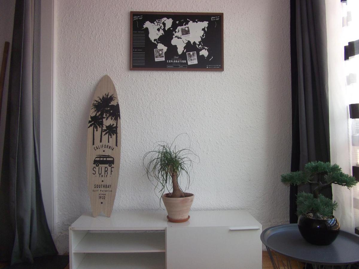 Studio sur le port, climatisation, wifi, piscine, lave-linge Gruissan Esterno foto