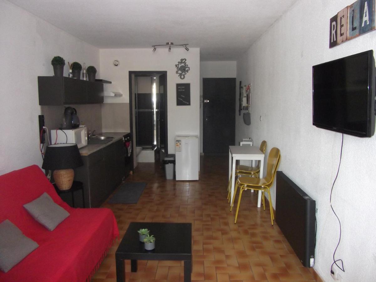 Studio sur le port, climatisation, wifi, piscine, lave-linge Gruissan Esterno foto