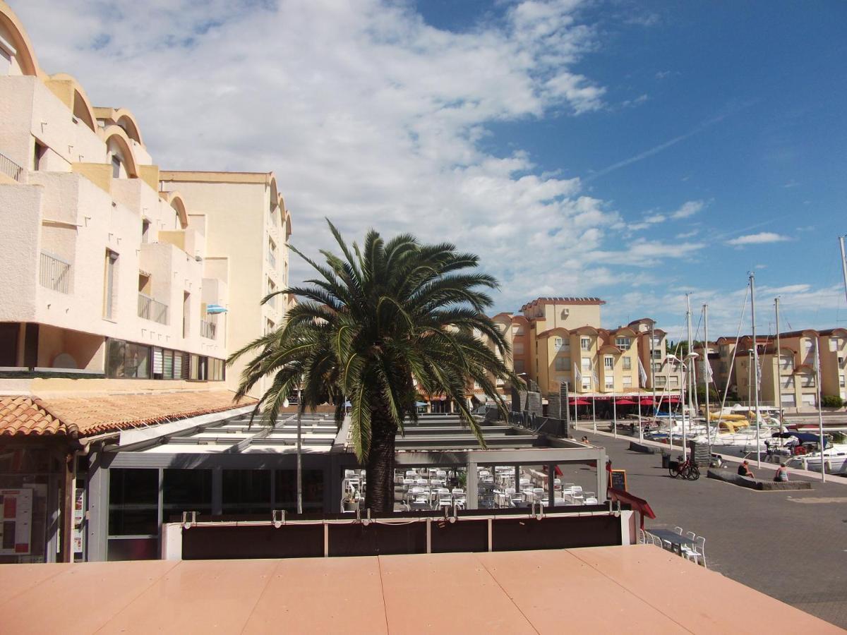 Studio sur le port, climatisation, wifi, piscine, lave-linge Gruissan Esterno foto