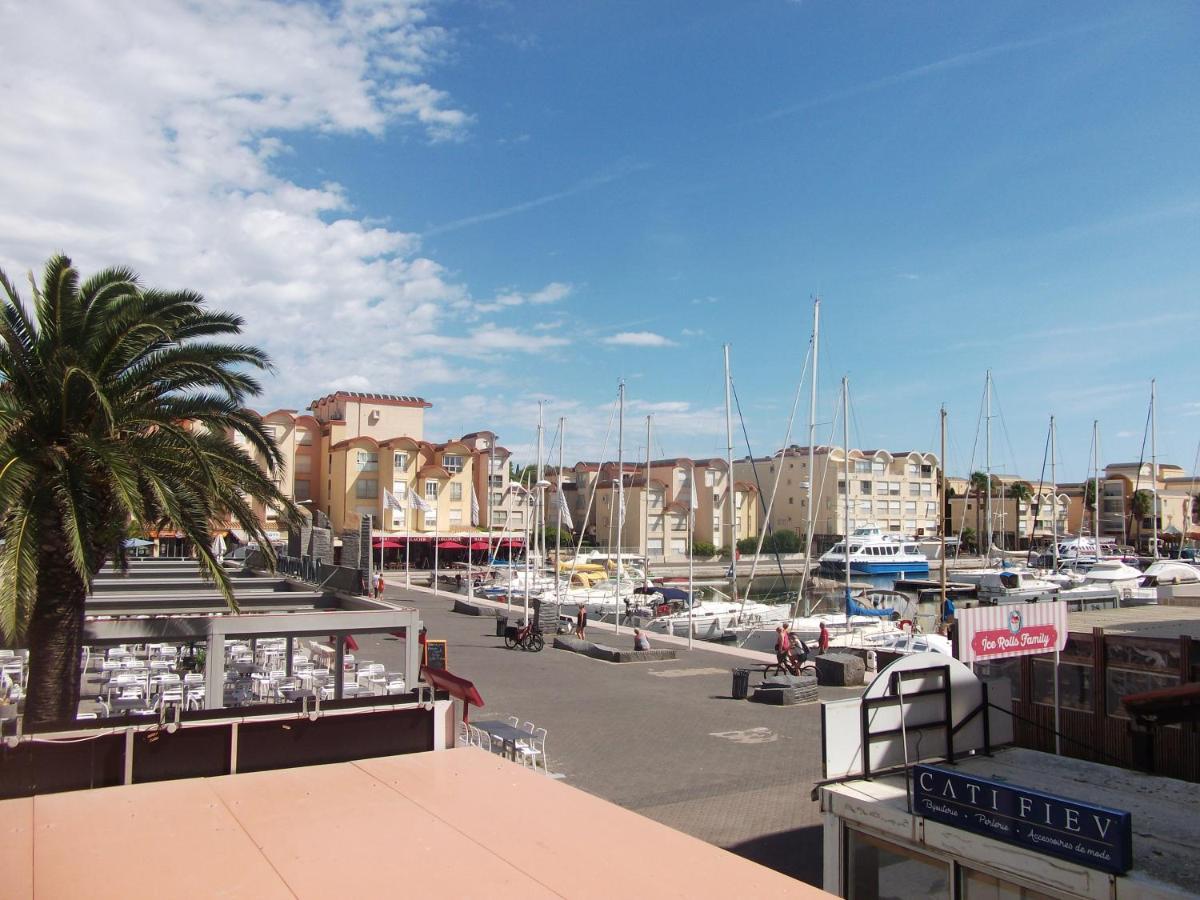 Studio sur le port, climatisation, wifi, piscine, lave-linge Gruissan Esterno foto