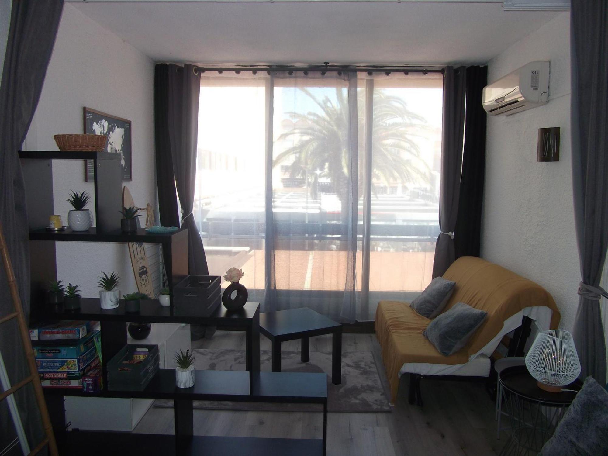 Studio sur le port, climatisation, wifi, piscine, lave-linge Gruissan Esterno foto