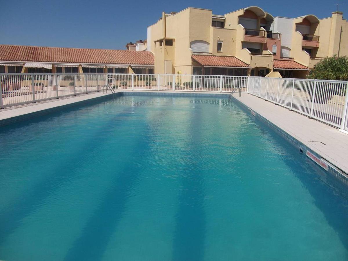 Studio sur le port, climatisation, wifi, piscine, lave-linge Gruissan Esterno foto